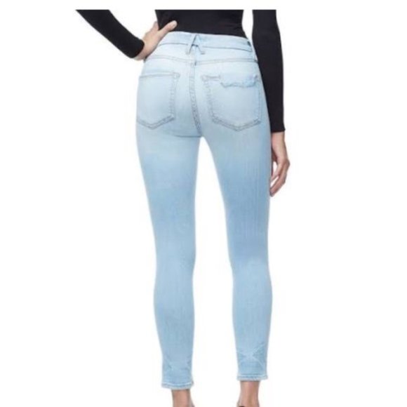 Good American Jeans - Picture 2 of 12